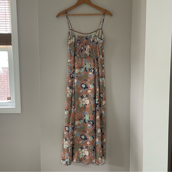 ARITZIA midi dress - Picture 3 of 14